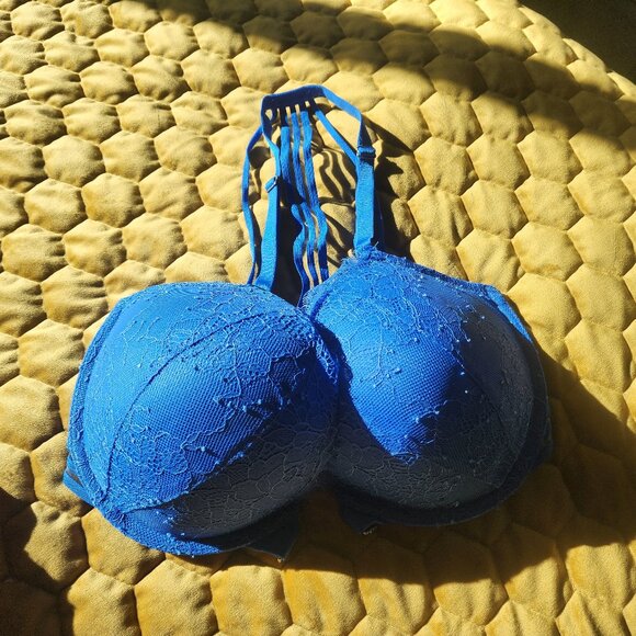 Victoria’s Secret Very Sexy Padded Racerback Bra – 32DDD, Underwire - Picture 1 of 3